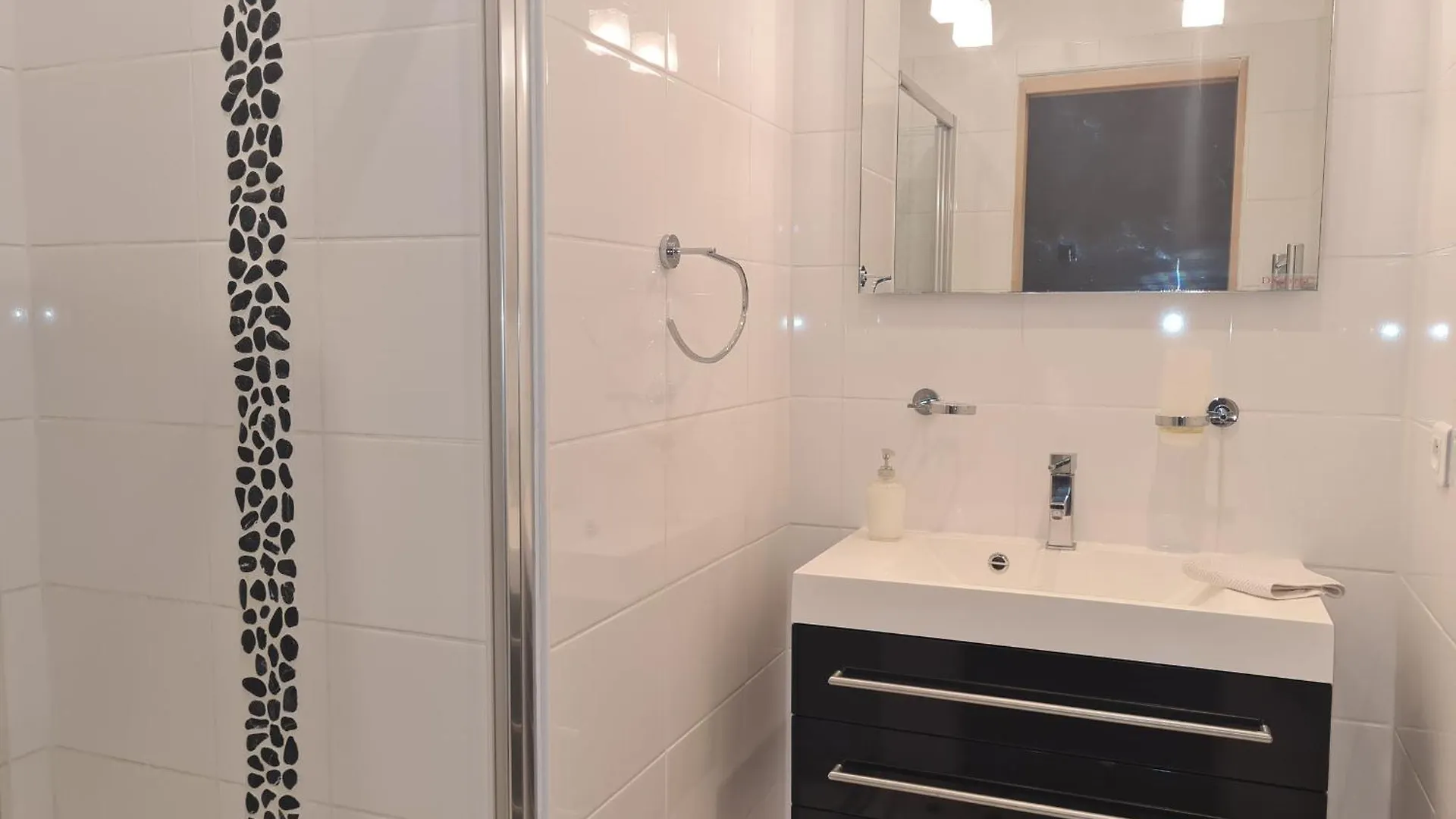 Villa 5 Pieces + Appart, Piscine Privee, Clim, Proche Plages - Fr-1-780-16 Sainte-Maxime